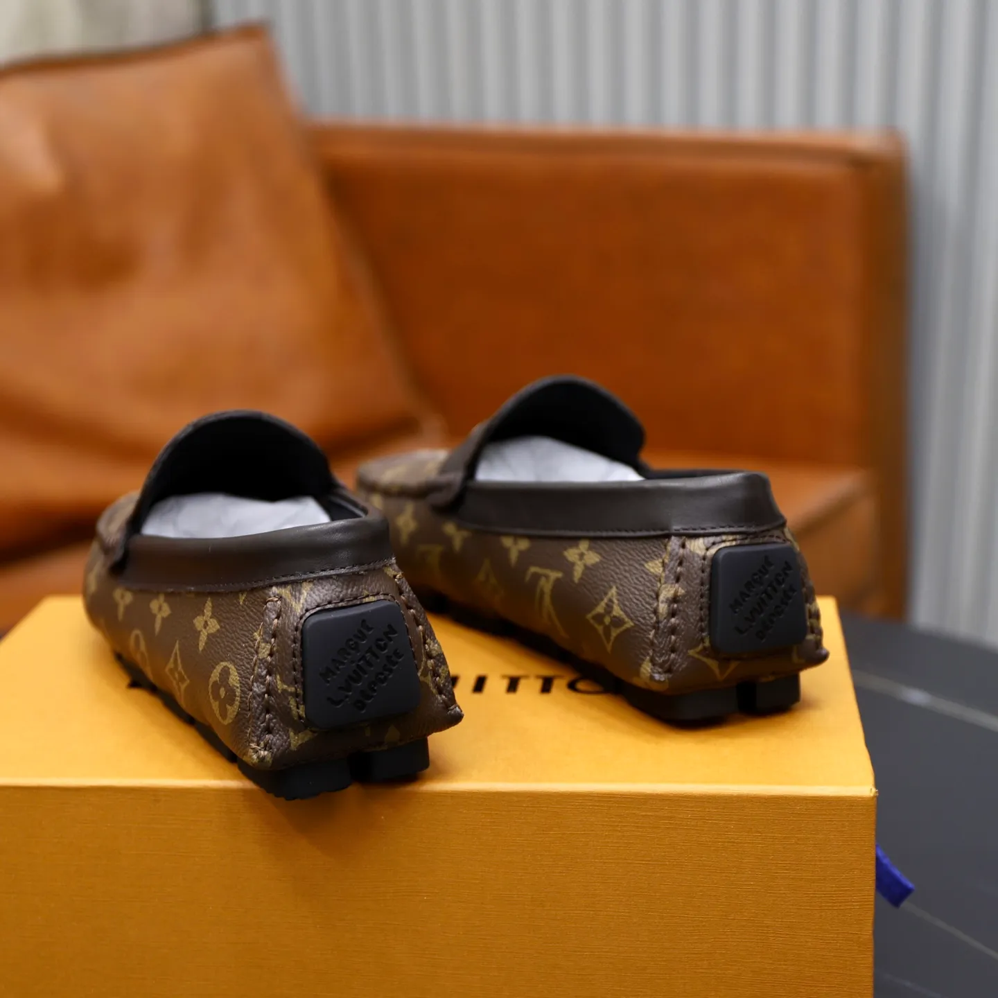 Ex-factory price: 480💰【LV】Louis Vuitton ⚠️High-end men’s driving and pedal series ⚠️38-44 (customized for 45) ⚠️All original cowhide leather! Thick and soft! Made entirely of calfskin lining! Rubber sheet anti-slip beanie sole! Three-dimensional package technology! Fashionable and classic! Handicrafts! Original high quality! Feel free to compare!